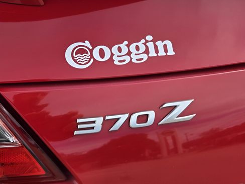 Used 2016 Nissan 370Z w/ Sport Package image 28