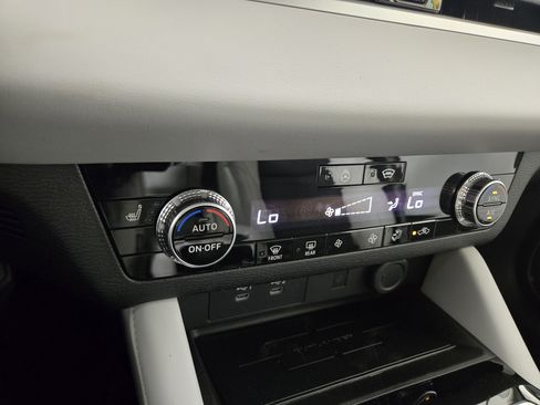 New 2026 Mitsubishi Outlander SE AWD/4WD image 25