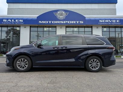 Used 2023 Toyota Sienna LE