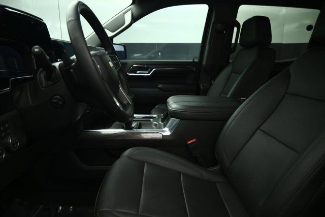 Used 2023 Chevrolet Silverado 1500 LTZ w/ Technology Package AWD/4WD image 50