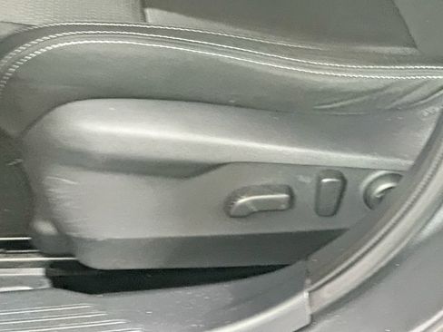 Used 2022 Subaru Outback Premium image 22