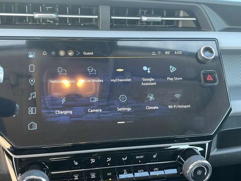 New 2027 Chevrolet Bolt LT w/ Comfort Package image 13