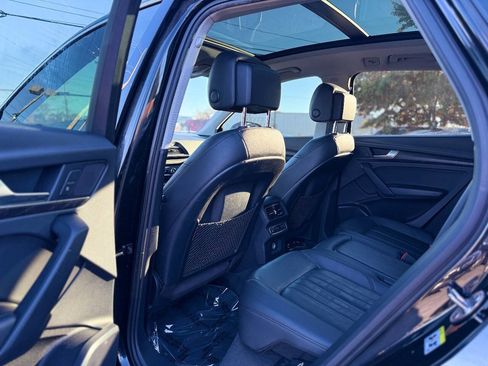 Used 2018 Audi Q5 2.0T Premium Plus w/ Premium Plus Package image 9