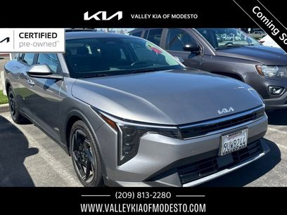 Certified 2025 Kia K4 EX