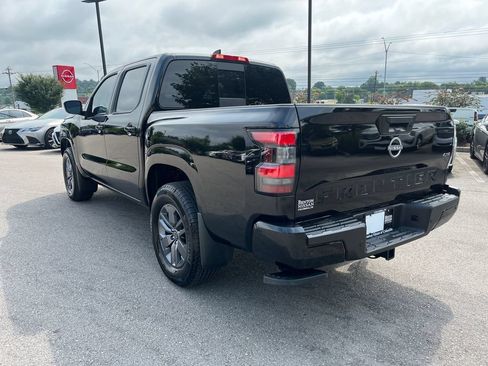 Used 2026 Nissan Frontier SV w/ All-Weather Content Package AWD/4WD image 2