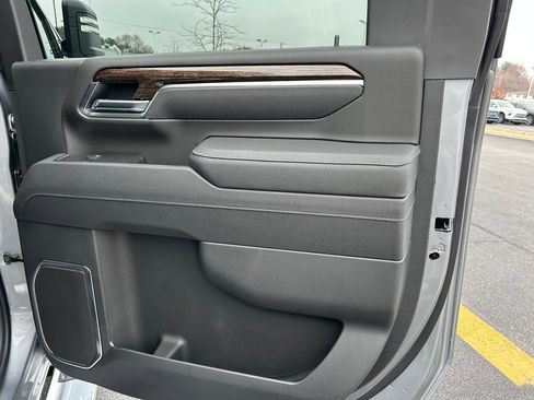 New 2026 GMC Sierra 2500 SLE image 16