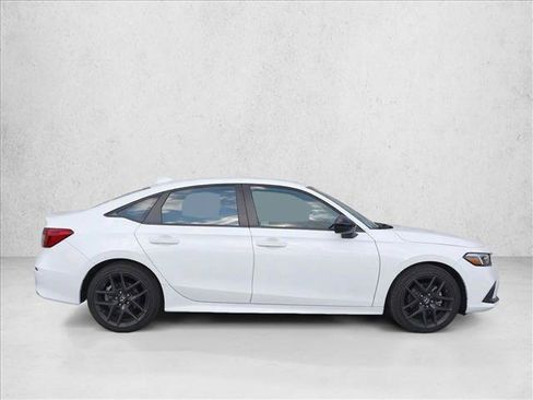 Used 2024 Honda Civic Sport image 8