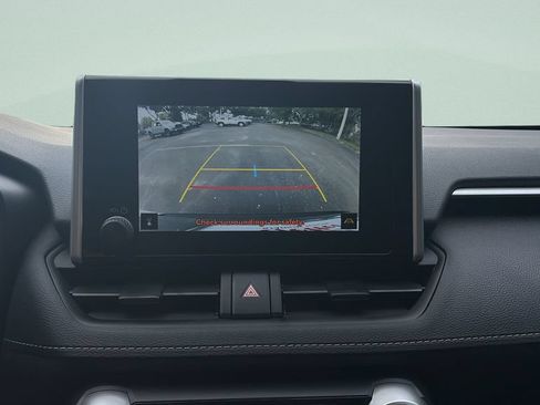 Used 2025 Toyota RAV4 LE FWD image 21