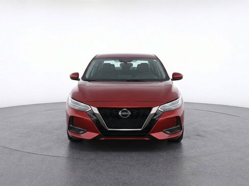 Used 2025 Nissan Sentra SV image 2