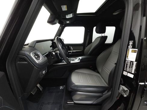 Used 2025 Mercedes-Benz G 580 w/ EQ Technology image 8