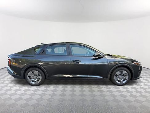Used 2025 Kia K4 FWD image 4