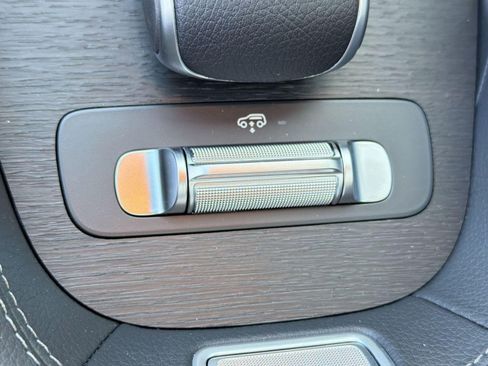 New 2026 Mercedes-Benz GLS 580 4MATIC image 35