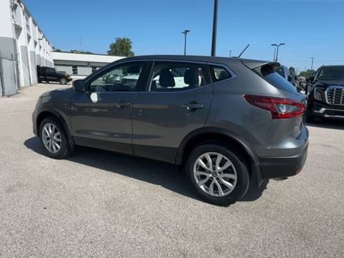 Used 2021 Nissan Rogue Sport S FWD image 6