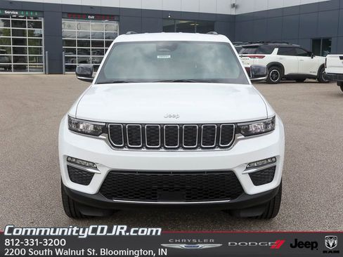 New 2025 Jeep Grand Cherokee Limited image 9