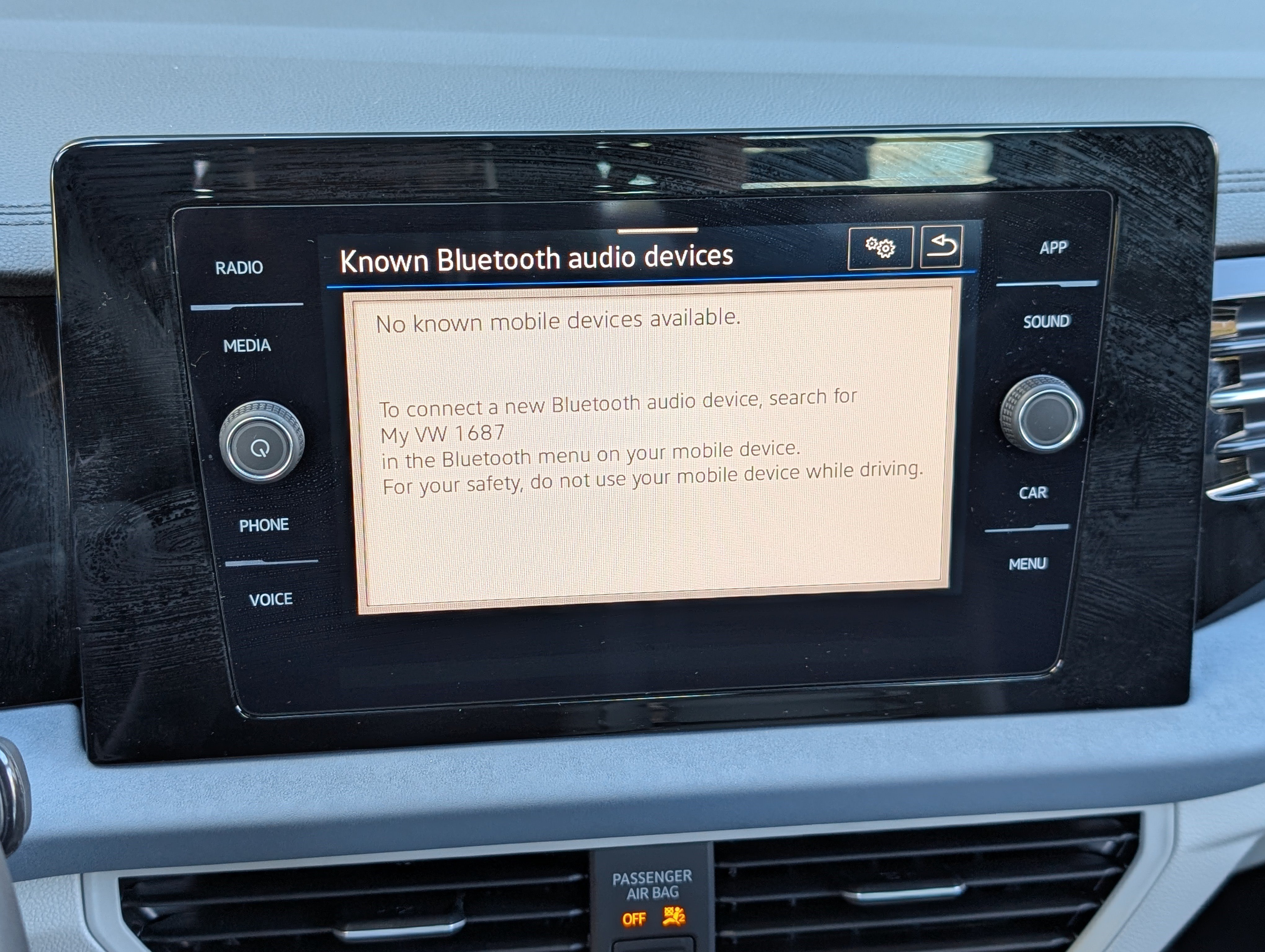 Used 2025 Volkswagen Jetta SE w/ Sunroof Package FWD image 28