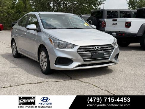 Used 2019 Hyundai Accent SE FWD image 1