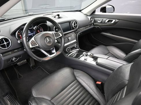 Used 2020 Mercedes-Benz SL 450 image 4