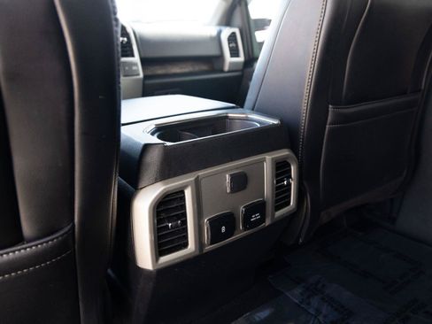 Used 2019 Ford F150 Lariat w/ Trailer Tow Package AWD/4WD image 30