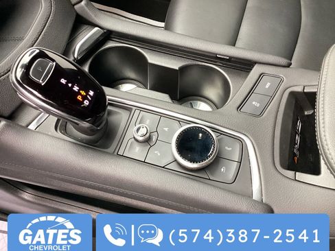 Used 2025 Cadillac XT6 Premium Luxury image 41