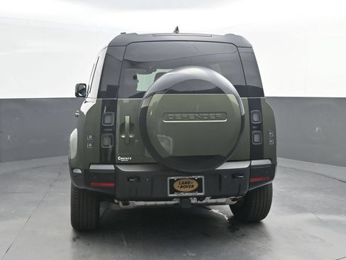 New 2026 Land Rover Defender 110 X-Dynamic SE AWD/4WD image 6