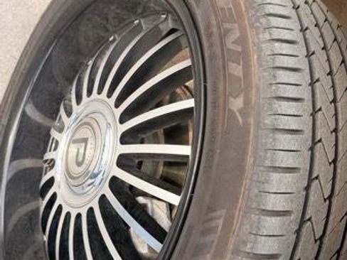 Used 2019 Chevrolet Equinox LT image 15