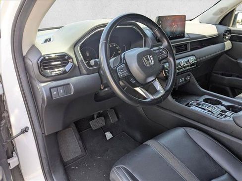 Used 2024 Honda Pilot EX-L image 10