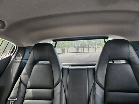 Used 2013 Porsche Panamera S RWD image 78