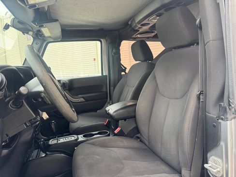 Used 2013 Jeep Wrangler Sport image 12