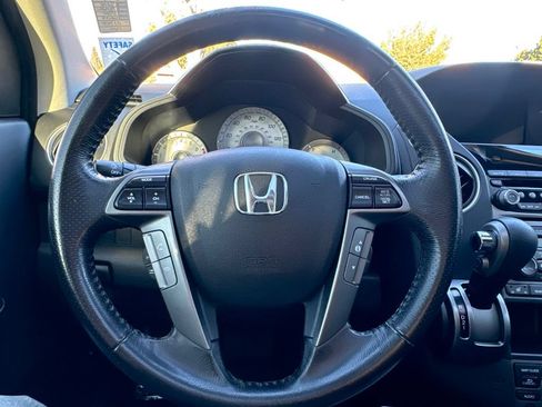 Used 2014 Honda Pilot Touring image 11