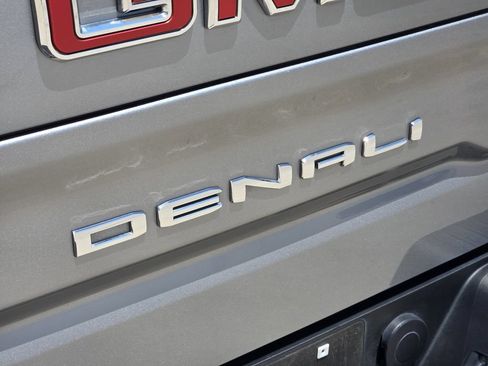 Used 2024 GMC Sierra 1500 Denali AWD/4WD image 16