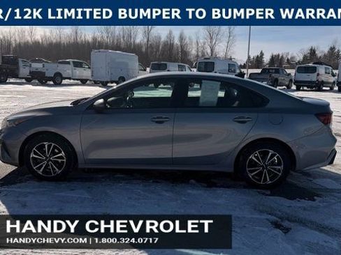 Used 2023 Kia Forte LXS w/ LXS Technology Package image 6