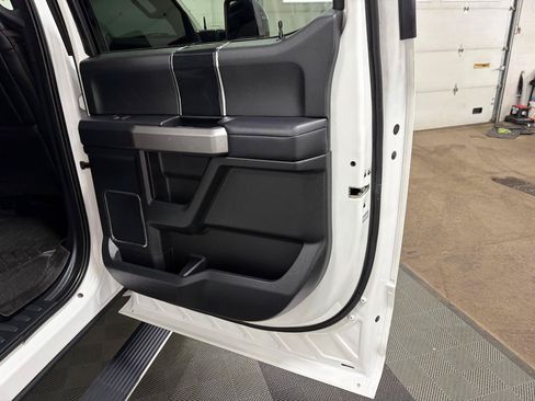 Used 2021 Ford F250 Platinum AWD/4WD image 21