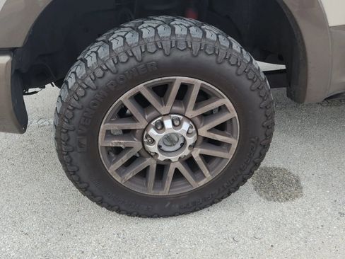 Used 2017 Ford F250 King Ranch w/ King Ranch Ultimate Package image 4