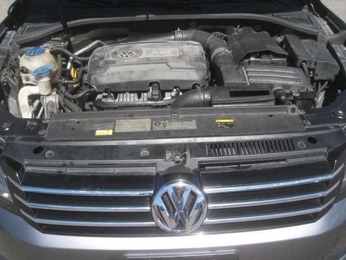 Used 2015 Volkswagen Passat 1.8T SE image 29