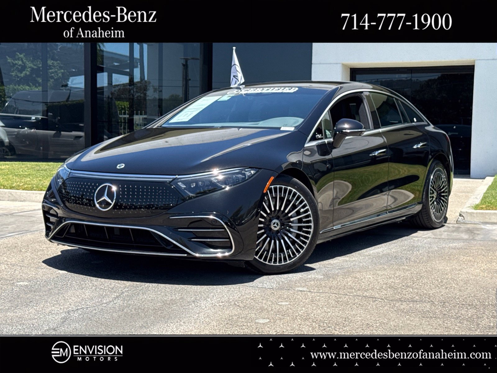 Used 2022 Mercedes-Benz EQS 580 4MATIC Sedan image 1