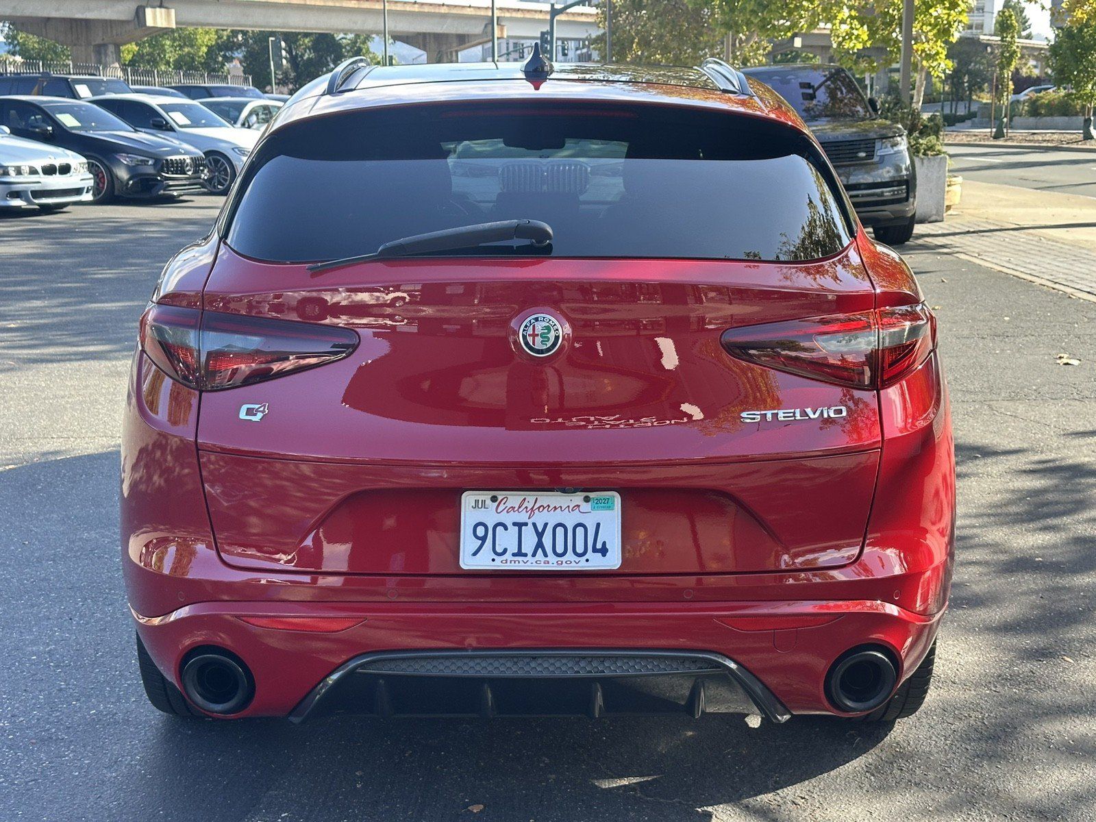 Used 2022 Alfa Romeo Stelvio Veloce AWD/4WD image 10