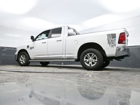 Used 2019 RAM 1500 Classic SLT image 46