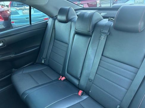 Used 2016 Toyota Camry SE FWD image 15