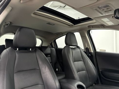 Used 2019 Honda HR-V EX-L image 27