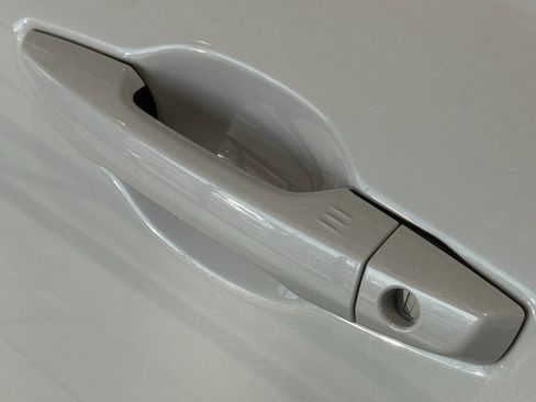 Used 2020 Honda CR-V EX-L image 9