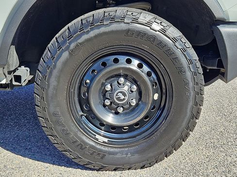 Used 2024 Ford Bronco Big Bend image 9