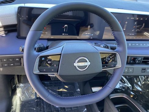 New 2026 Nissan Leaf Platinum+ image 30