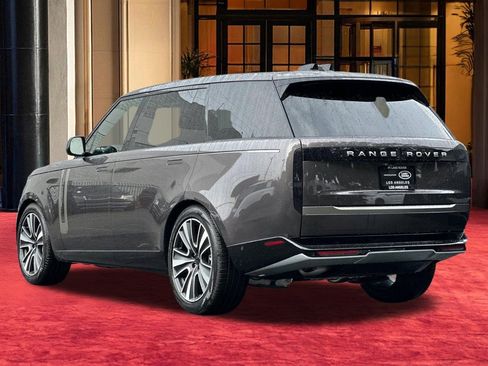 New 2026 Land Rover Range Rover Long Wheelbase SE AWD/4WD image 3