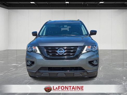 Used 2019 Nissan Pathfinder SL image 2