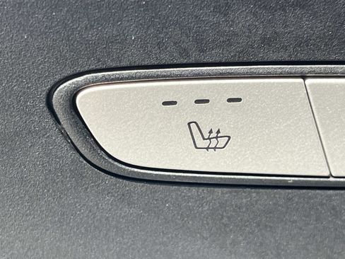 Used 2023 Mercedes-Benz Metris Passenger image 19