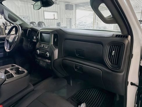 Used 2024 GMC Sierra 1500 Pro w/ Pro Value Package AWD/4WD image 12