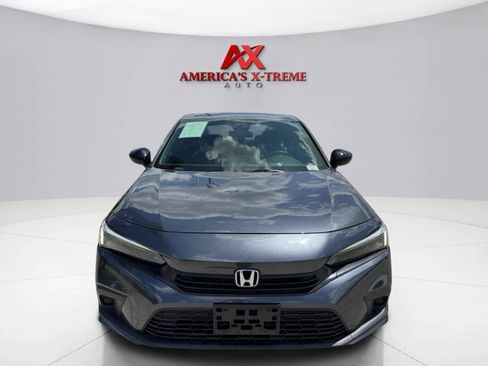 Used 2023 Honda Civic Sport image 9