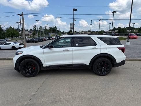 Used 2023 Ford Explorer ST w/ Equipment Group 401A AWD/4WD image 9