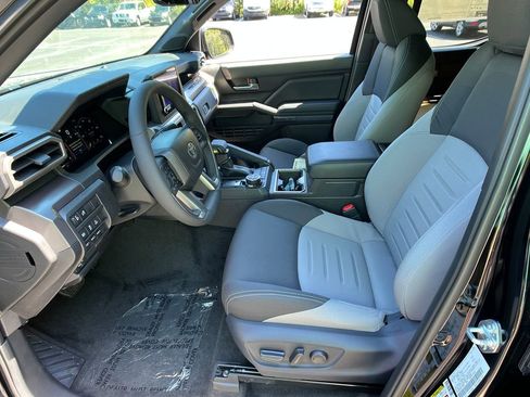 New 2025 Toyota Tacoma TRD Off-Road w/ TRD Off Road Upgrade Package image 9