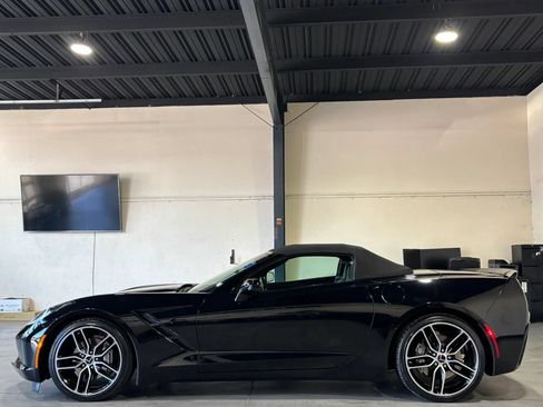 Used 2016 Chevrolet Corvette Stingray Convertible w/ 3LT Preferred Equipment Group RWD image 5